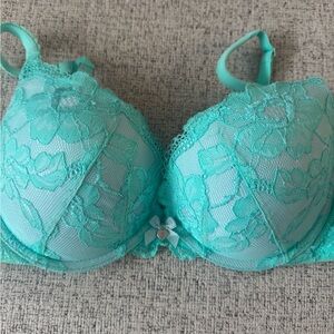 Victoria's Secret BBV Lace Bra in Aqua
